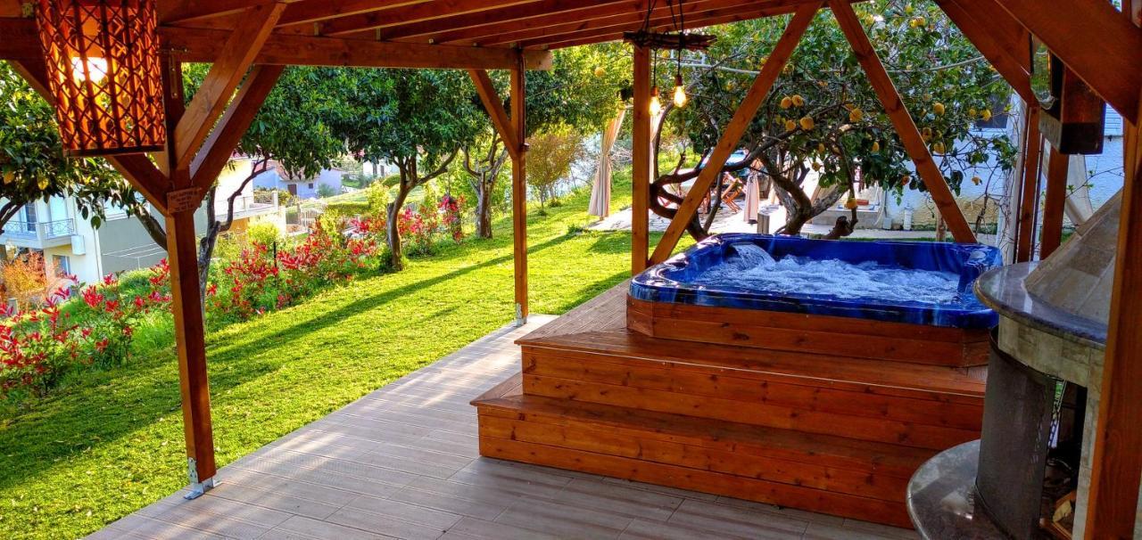Ferienwohnung The Elysian At Nicopolis Jacuzzi Nikopolis Exterior foto