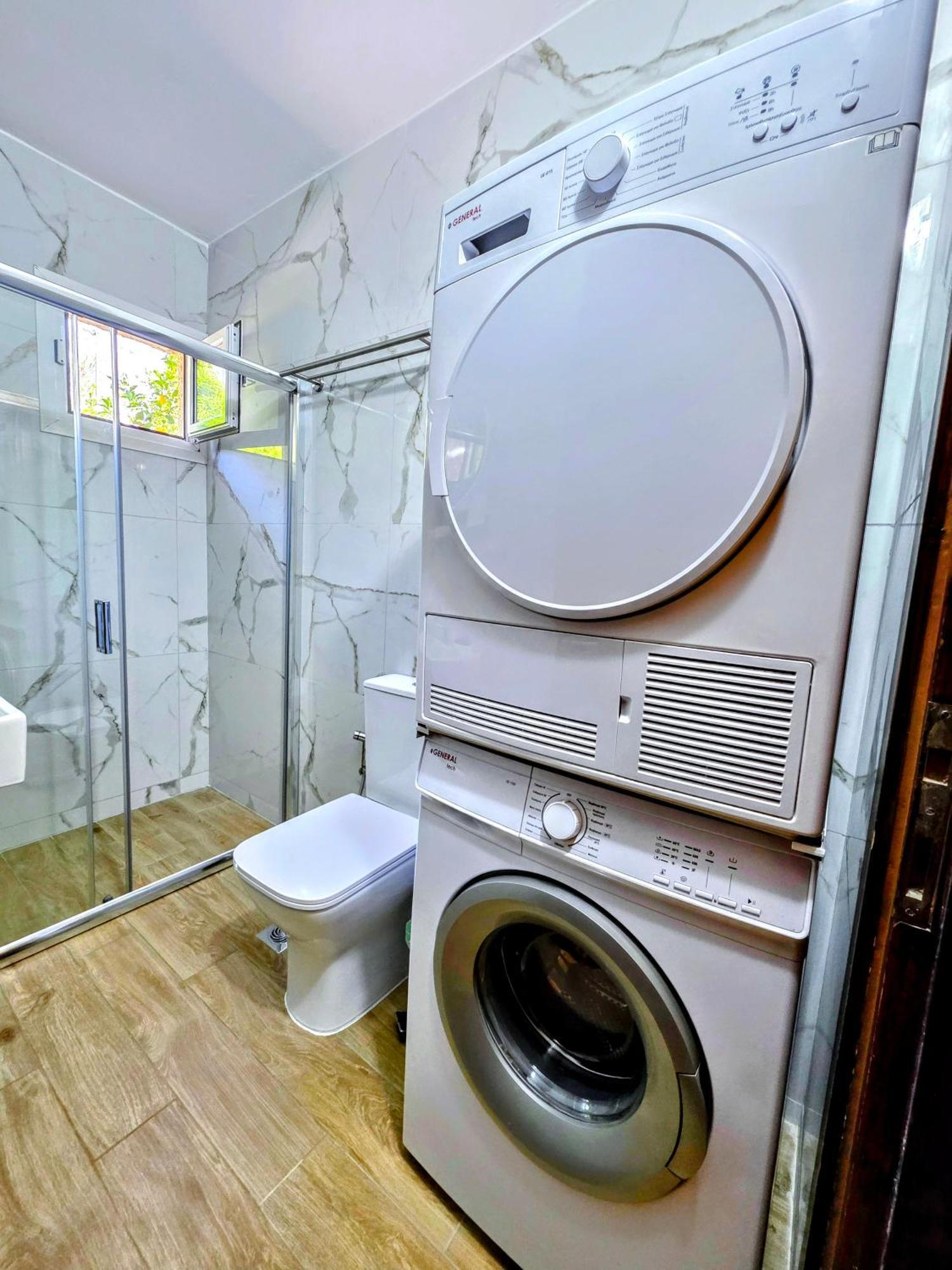 Ferienwohnung The Elysian At Nicopolis Jacuzzi Nikopolis Exterior foto